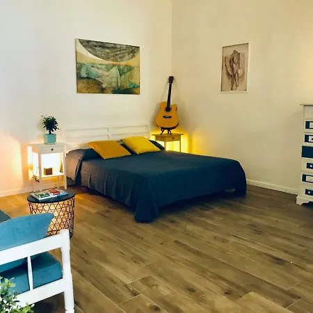 Lägenhet Del Centro Neapel